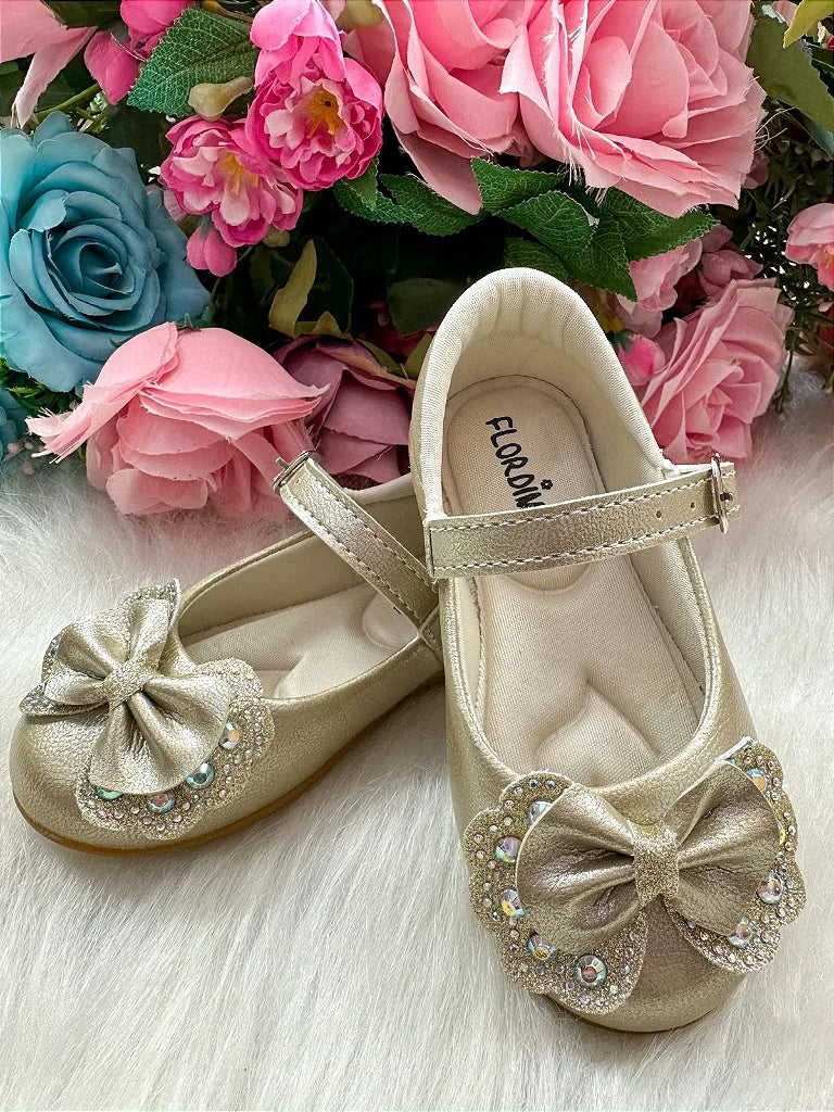 Sapatilha Flor di Mila Baby Dourada – Charme e Conforto para Pequenas Princesas!